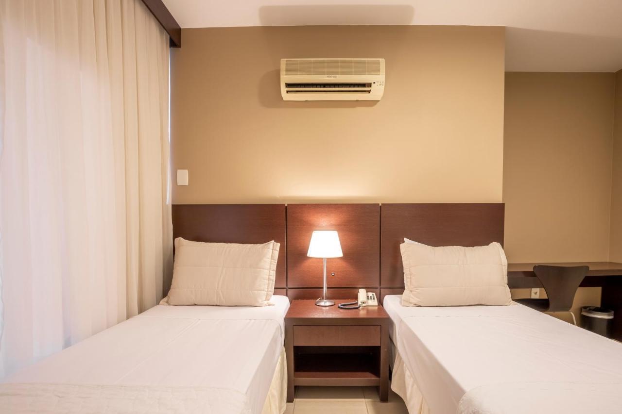 Hotel Plaza Norte Жоинвили Экстерьер фото